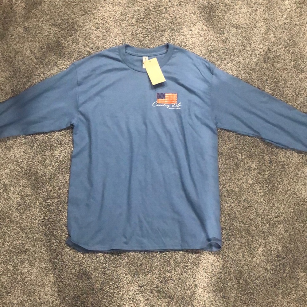 Women’s large country life outfitters tee